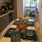 住宿加早餐酒店 La Rosa Del